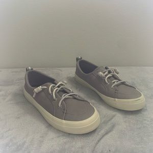 Sperry Crest Vibe Grey Canvas Sneakers- LIKE NEW. Women’s size 9